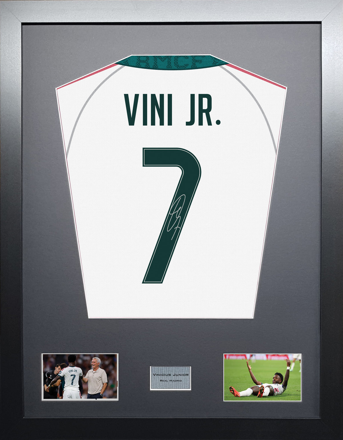 Vinicius Junior Standard framed football shirt display with machine-applied signature