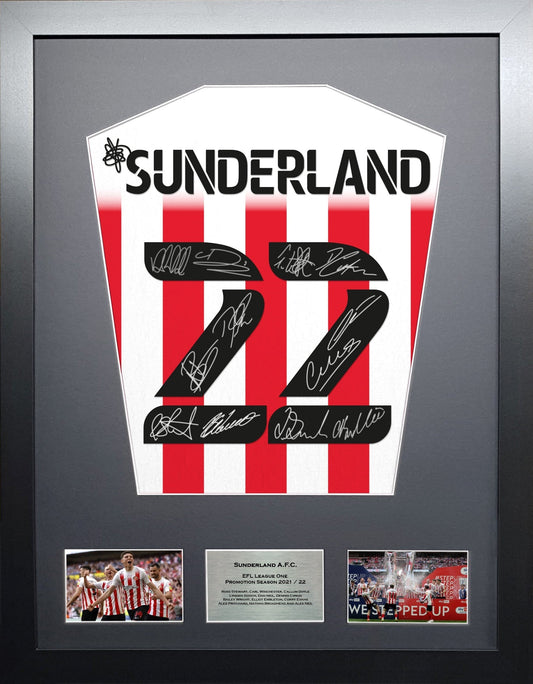 Sunderland Team signed shirt Frame